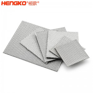 源頭廠家供應不銹鋼五層燒結(jié)網(wǎng)濾板耐腐蝕，應用于泥沙污水處理